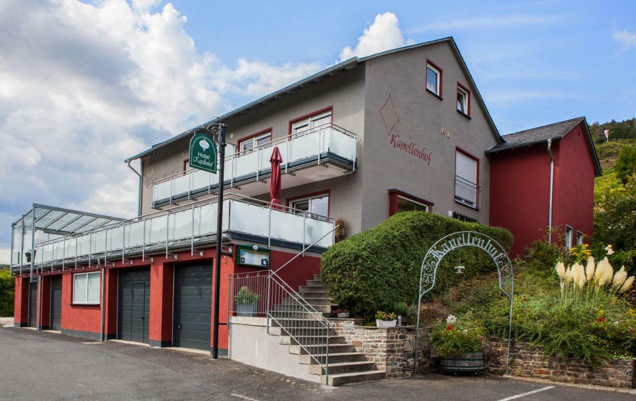 Hotel-Restaurant-Weingut Kapellenhof Klotten Eksteriør billede